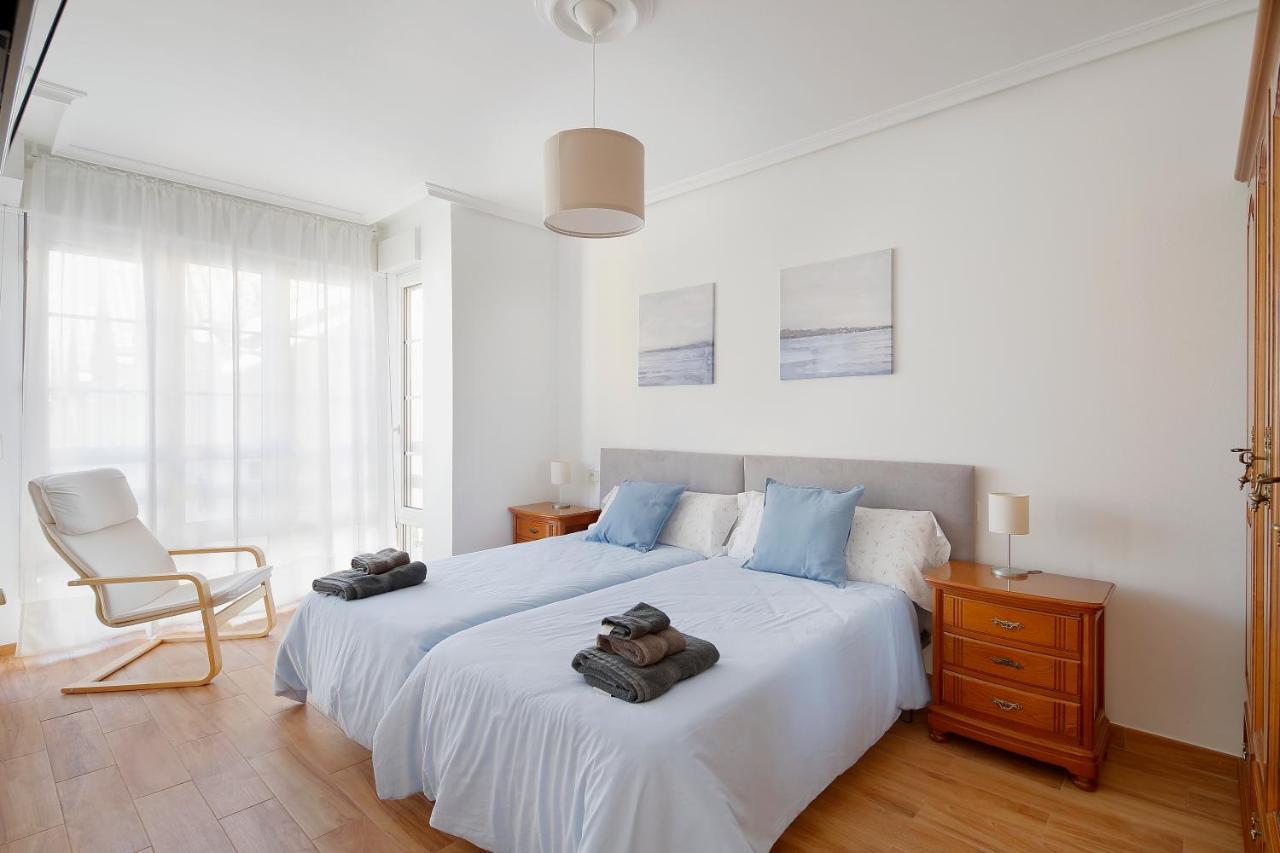 158A Triplex Rinconin Con Piscina Villa Gijón Eksteriør billede